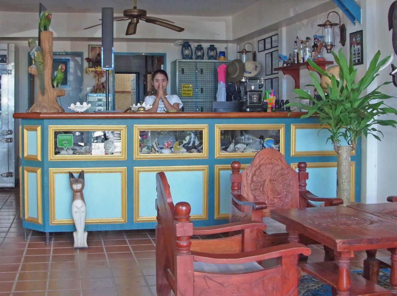 Niku Guesthouse Patong Exteriör bild