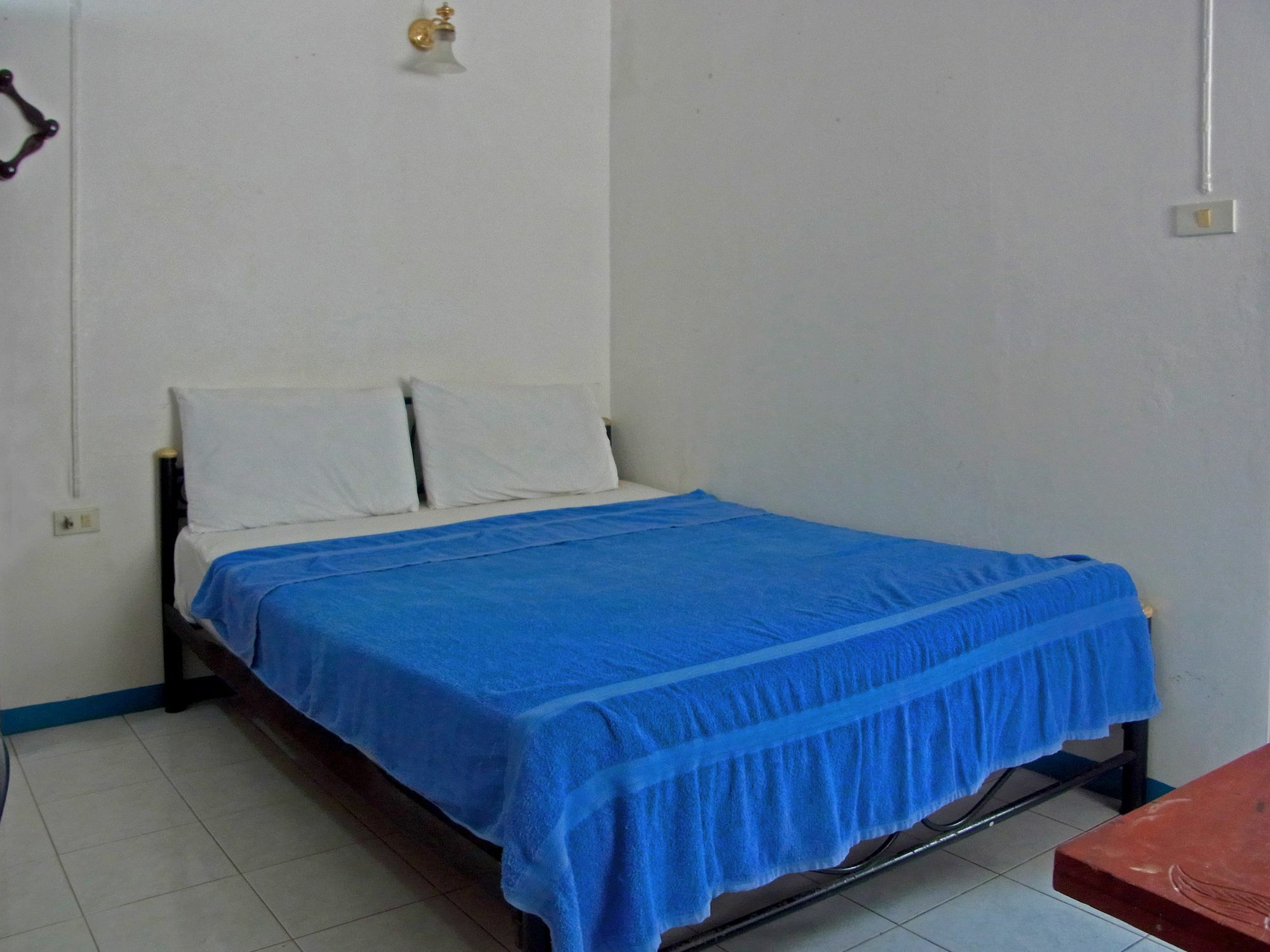 Niku Guesthouse Patong Exteriör bild